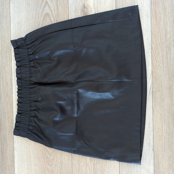LOFT Dresses & Skirts - LOFT Faux Leather Skirt